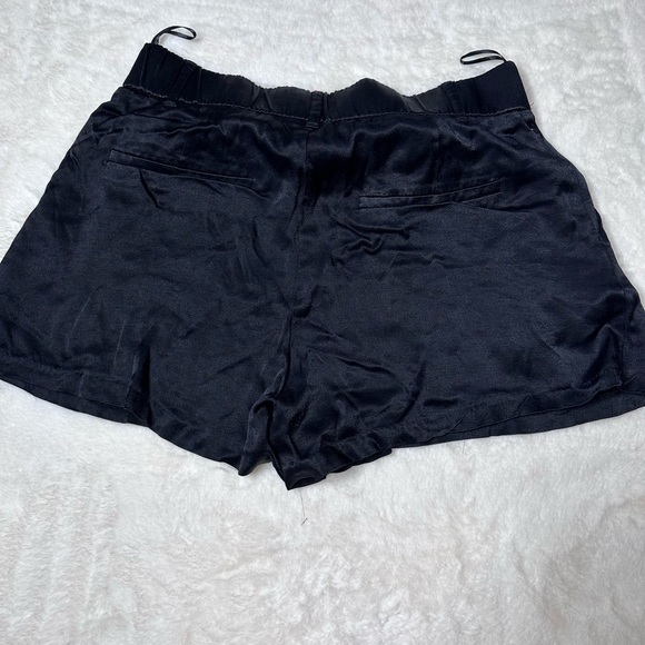 Zara Black Short - Picture 4 of 10